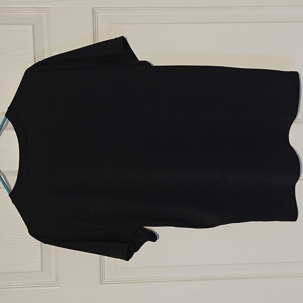 Nike Dri-Fit Tee with Logo - Picture 9 of 9